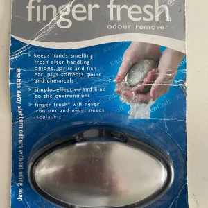 Kitchen Craft Finger Fresh Stainless Steel Odour Remover Soap Bar With Tray